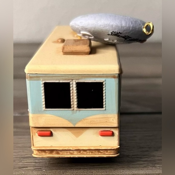 Hallmark NEW 2009 Cousin Eddies RV Ornament National Lampoons Christmas Vacation - Picture 7 of 10